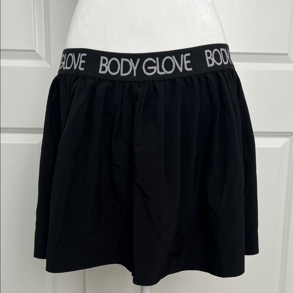 Body Glove Pretty in Pleated Black Skort